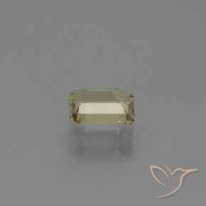 0.95カラットの天然薄いイエロー色が変わるダイアスポア、八角形 / エメラルドカット、VVS-VS