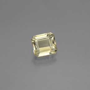 0.74カラットの天然ライトゴールデンイエローカラーチェンジダイアスポア（5.4×5 mm・エメラルドカット）