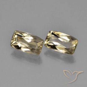 Shop natural 2.15ct 非常に薄いゴールデンイエロー カラーチェンジディアスポラ gems, クッション, from トルコ at GemSelect. In stock, global shipping!