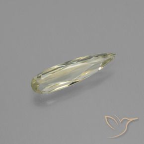 0.54カラットの天然とても淡いイエローカラーチェンジダイアスポア（12.5×3.3 mm・洋梨の形）