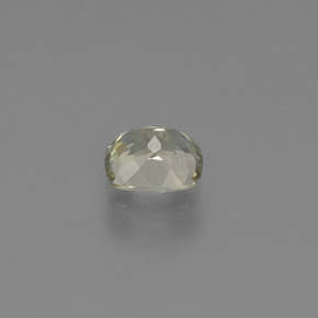 0.77カラットの天然グリーン〜ピンクカラーチェンジダイアスポア（5.7×5 mm・クッションカット）