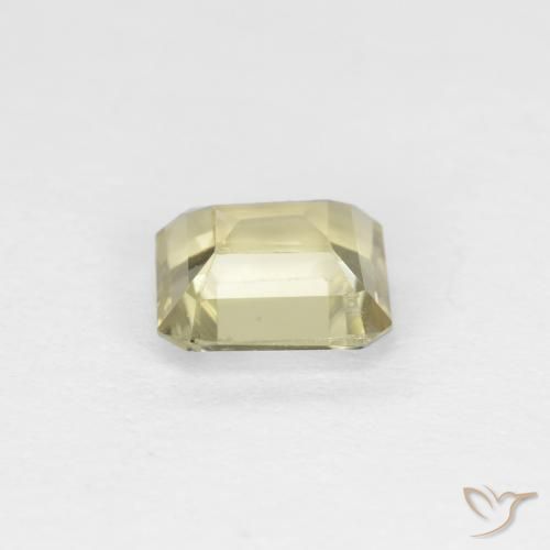 0.80カラットの天然非常に薄い黄色色が変わるダイアスポア、八角形 / エメラルドカット、VS
