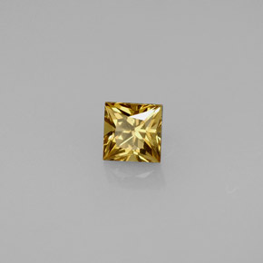 0.55カラットの天然緑ががかったブラウンからオレンジカラーチェンジガーネット、四角形、VVS-VS