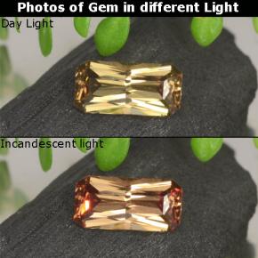 0.66カラットの天然ゴールデンブラウンカラーチェンジガーネット（7×3.4 mm・エメラルドカット）