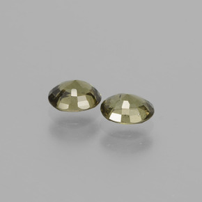 自然派の商品を探す ct 緑ががかったブラウンからレッドピンク カラーチェンジガーネット 宝石, オーバルカット, タンザニア からGemSelectで. 在庫あり、世界各国へ発送!