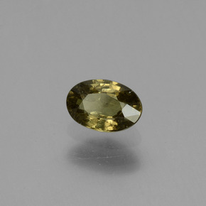 0.63カラットの天然ゴールデンイエローカラーチェンジガーネット（6×4.1 mm・オーバルカット）