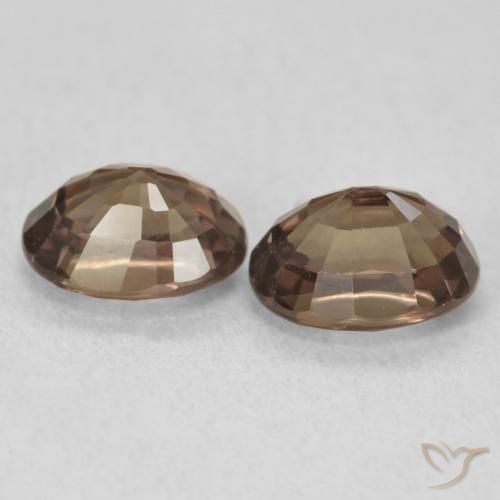 Shop natural 2.84ct ミディアムライトブラウン カラーチェンジガーネット gems, 楕円形, from マダガスカル at GemSelect. In stock, global shipping!
