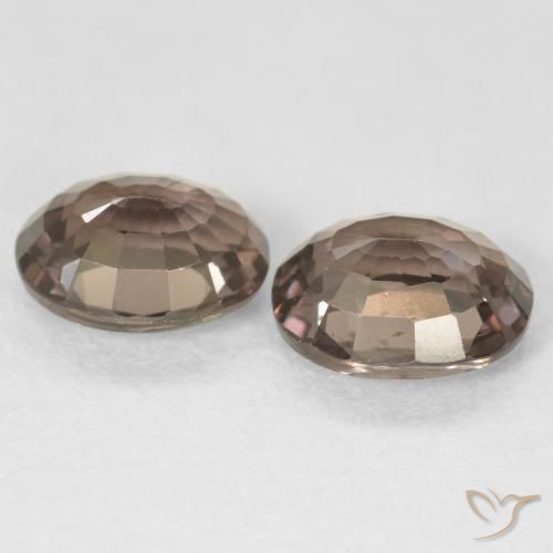 Shop natural 2.16ct ミディアムライトブラウン カラーチェンジガーネット gems, 楕円形, from マダガスカル at GemSelect. In stock, global shipping!