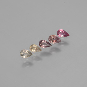 自然派の商品を探す ct マルチカラー カラーチェンジサファイア 宝石, 洋梨の形, タンザニア からGemSelectで. 在庫あり、世界各国へ発送!