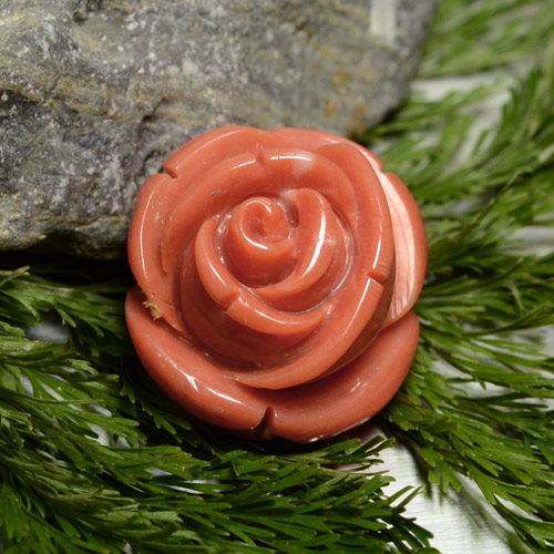 18.58カラットの天然ミディアムピンクサンゴ、ファンシーシェイプ、オペーク