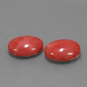 カラットの天然ホワイトサーモンサンゴ（11.1×9.1 mm・オーバルカット）