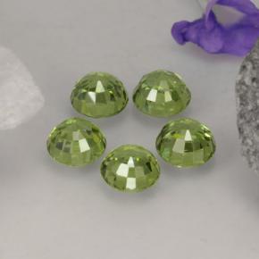 2.21カラットの天然グリーンデマントイドガーネット（4.25 mm・ラウンドカット）