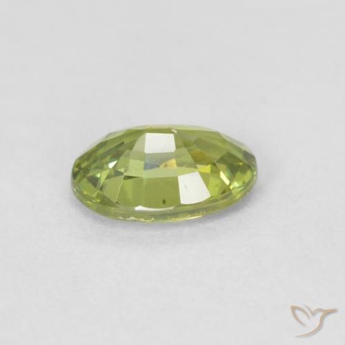 0.60カラットの天然Medium Light Greenデマントイドガーネット、楕円形、VS