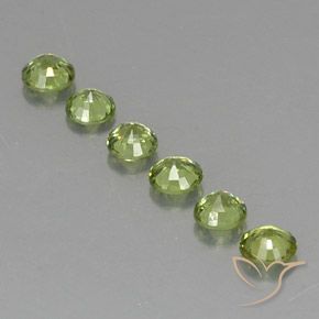 Shop natural 1.45ct Olive Green  デマントイドガーネット gems, ラウンド, from ナミビア at GemSelect. In stock, global shipping!