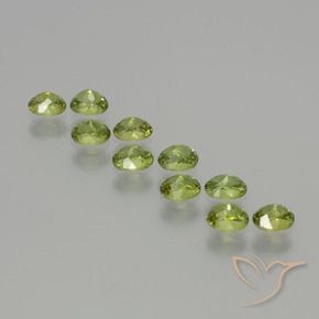 Shop natural 2.31ct 黄みがかったグリーン デマントイドガーネット gems, 楕円形, from ナミビア at GemSelect. In stock, global shipping!