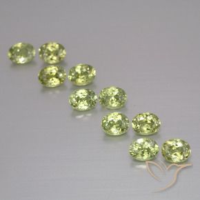 Shop natural 2.14ct オリーブグリーン デマントイドガーネット gems, 楕円形, from ナミビア at GemSelect. In stock, global shipping!