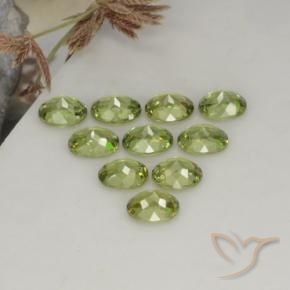 Shop natural 2.19ct オリーブグリーン デマントイドガーネット gems, 楕円形, from ナミビア at GemSelect. In stock, global shipping!