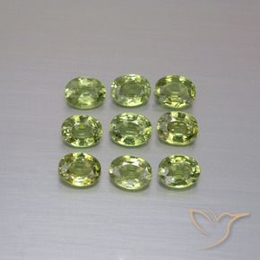 Shop natural 2.11ct ミディアムグリーン デマントイドガーネット gems, 楕円形, from ナミビア at GemSelect. In stock, global shipping!
