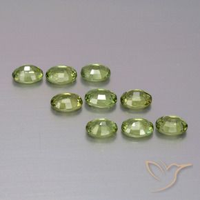 Shop natural 2.11ct ミディアムグリーン デマントイドガーネット gems, 楕円形, from ナミビア at GemSelect. In stock, global shipping!