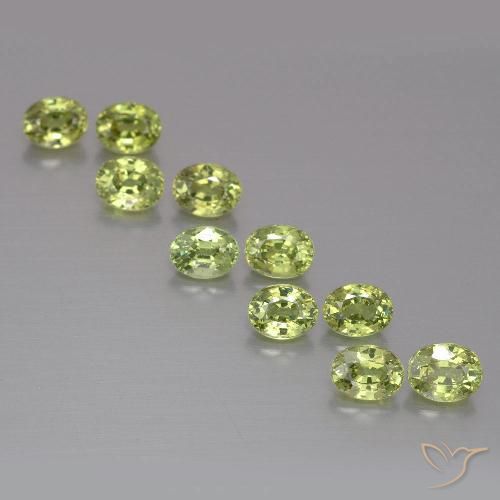 2.66ctw 天然 Medium Light Green デマントイドガーネット, 楕円形, VS