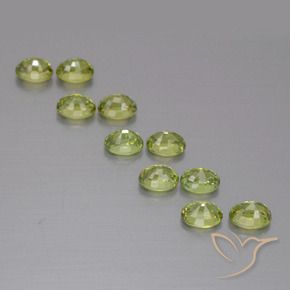 Shop natural 2.66ct Medium Light Green デマントイドガーネット gems, 楕円形, from ナミビア at GemSelect. In stock, global shipping!
