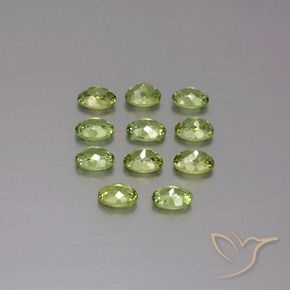 Shop natural 1.83ct オリーブグリーン デマントイドガーネット gems, 楕円形, from ナミビア at GemSelect. In stock, global shipping!