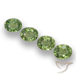 Shop natural 1.42ct フォレストグリーン デマントイドガーネット gems, 楕円形, from ナミビア at GemSelect. In stock, global shipping!