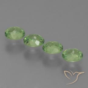Shop natural 1.20ct ミディアムグリーン デマントイドガーネット gems, 楕円形, from ナミビア at GemSelect. In stock, global shipping!