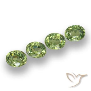 Shop natural 1.31ct ウォームグリーン デマントイドガーネット gems, 楕円形, from ナミビア at GemSelect. In stock, global shipping!