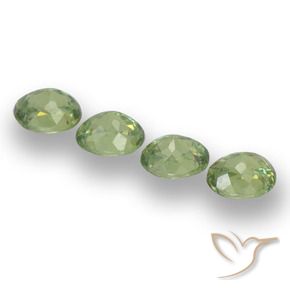 Shop natural 1.78ct ウォームグリーン デマントイドガーネット gems, 楕円形, from ナミビア at GemSelect. In stock, global shipping!