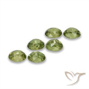 Shop natural 1.97ct 黄みがかったグリーン デマントイドガーネット gems, 楕円形, from ナミビア at GemSelect. In stock, global shipping!
