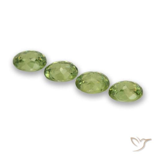 Shop natural 1.80ct ミディアムグリーン デマントイドガーネット gems, 楕円形, from ナミビア at GemSelect. In stock, global shipping!