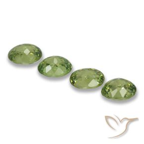 Shop natural 1.60ct ライトグリーン デマントイドガーネット gems, 楕円形, from ナミビア at GemSelect. In stock, global shipping!