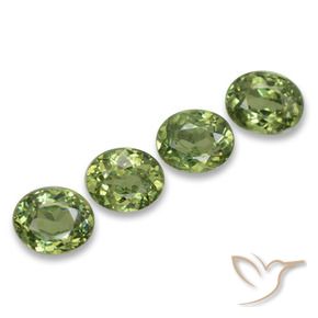 Shop natural 1.88ct ウォームグリーン デマントイドガーネット gems, 楕円形, from ナミビア at GemSelect. In stock, global shipping!