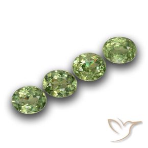 Shop natural 1.21ct ミディアムグリーン デマントイドガーネット gems, 楕円形, from ナミビア at GemSelect. In stock, global shipping!