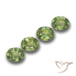 Shop natural 1.18ct ウォームグリーン デマントイドガーネット gems, 楕円形, from ナミビア at GemSelect. In stock, global shipping!