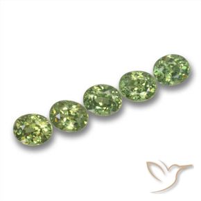 Shop natural 1.82ct ウォームグリーン デマントイドガーネット gems, 楕円形, from ナミビア at GemSelect. In stock, global shipping!