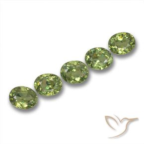 Shop natural 1.96ct ウォームグリーン デマントイドガーネット gems, 楕円形, from ナミビア at GemSelect. In stock, global shipping!