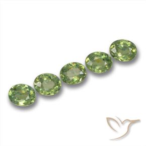 Shop natural 1.35ct フォレストグリーン デマントイドガーネット gems, 楕円形, from ナミビア at GemSelect. In stock, global shipping!