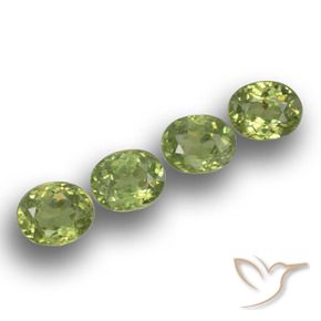 Shop natural 1.46ct ミディアムグリーン デマントイドガーネット gems, 楕円形, from ナミビア at GemSelect. In stock, global shipping!