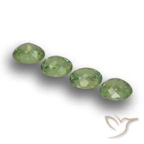 Shop natural 1.48ct ウォームグリーン デマントイドガーネット gems, 楕円形, from ナミビア at GemSelect. In stock, global shipping!