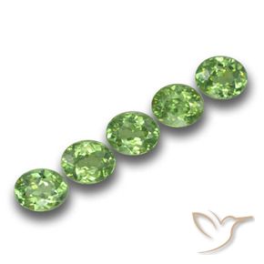 Shop natural 1.74ct ウォームグリーン デマントイドガーネット gems, 楕円形, from ナミビア at GemSelect. In stock, global shipping!