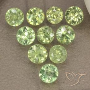 Shop natural 1.63ct 薄いイエローグリーン デマントイドガーネット gems, ラウンド, from ナミビア at GemSelect. In stock, global shipping!