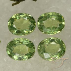 Shop natural 1.68ct イエローグリーン デマントイドガーネット gems, 楕円形, from ナミビア at GemSelect. In stock, global shipping!