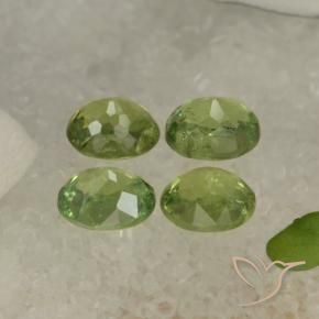 Shop natural 1.84ct ペアーグリーン デマントイドガーネット gems, 楕円形, from ナミビア at GemSelect. In stock, global shipping!