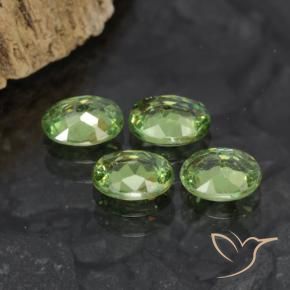 Shop natural 1.73ct ミディアムグリーン デマントイドガーネット gems, 楕円形, from ナミビア at GemSelect. In stock, global shipping!