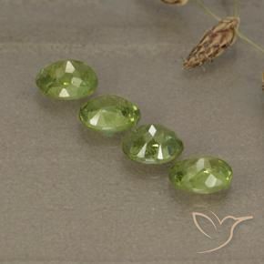 Shop natural 2.04ct 薄いライブリーグリーン デマントイドガーネット gems, 楕円形, from ナミビア at GemSelect. In stock, global shipping!