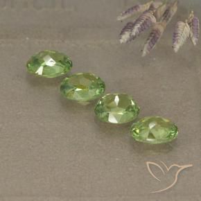 Shop natural 1.83ct フォレストグリーン デマントイドガーネット gems, 楕円形, from ナミビア at GemSelect. In stock, global shipping!