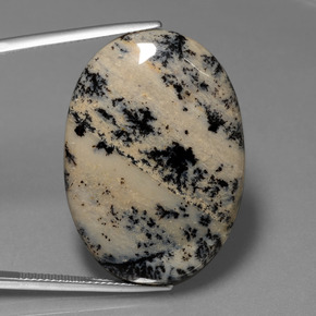 36.51カラットの天然マルチカラーデンドリティックアゲート（33.2×23.4 mm・オーバルカット）