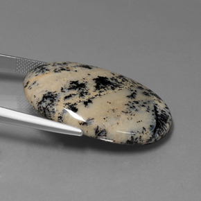 36.51カラットの天然マルチカラーデンドリティックアゲート（33.2×23.4 mm・オーバルカット）